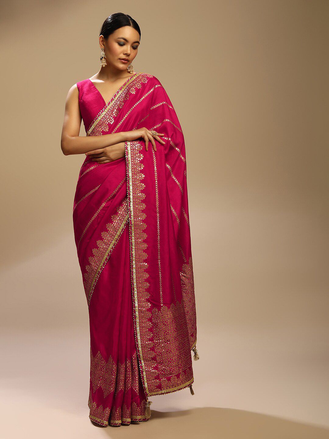 131db945-f644-4ec9-8d6f-276fc03f12701700760401879RaniPinkSareeInSilkWithWovenStripesFloralMotifsOnTheBorder1.jpg KALKI Fashion Floral Woven Design With Gotta Patti Details Saree - Image 1