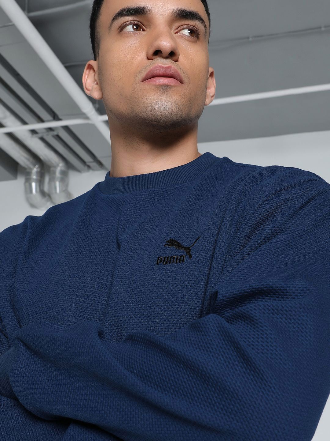 KsQFln0W_d3a562f973914b2f8afd34a35b760ac5.jpg Puma CLASSICS Jacquard Men's Crew-Neck Sweatshirt - Image 1