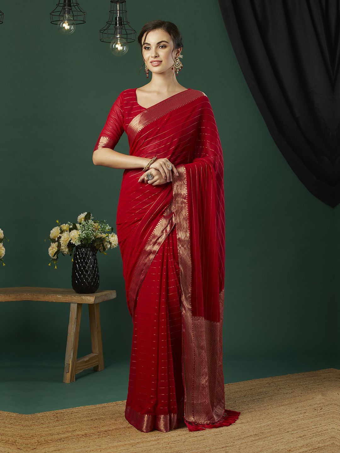 xOfcqFVB_b3c7f3aa18f44f32ab432a9fc0109556.jpg KAYOMMI Striped Zari Pure Chiffon Saree - Image 1